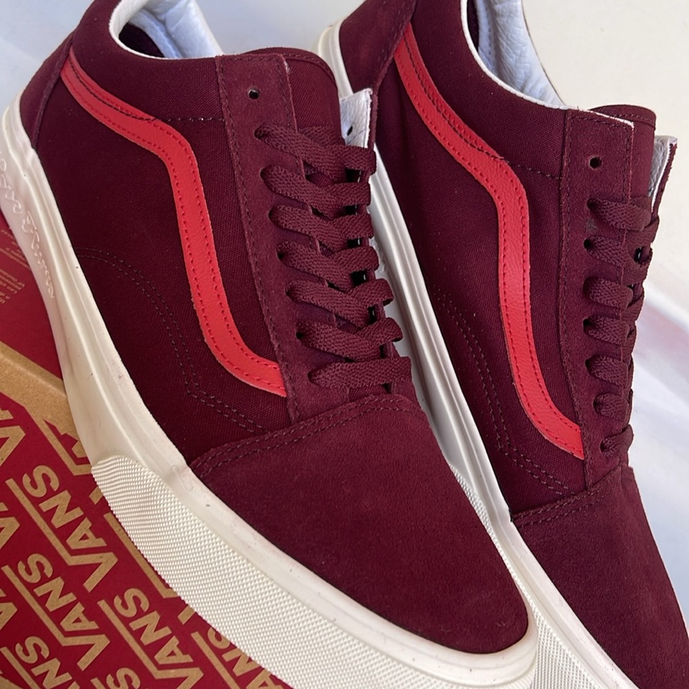 Vans Men’s Old Skool
Secret Lover Port Royale
VN0007NT4QU
Sneakers - Picture 6 of 16